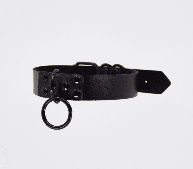 vegan bondage collar with black ring passionfruit 4