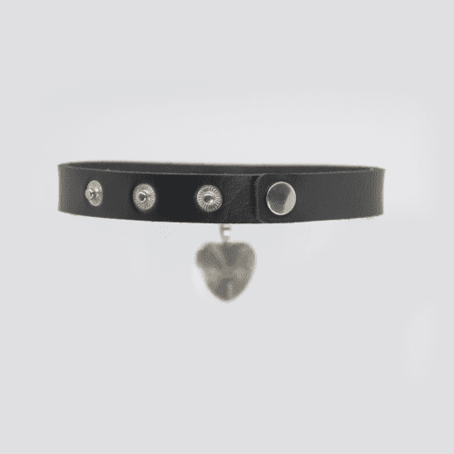 vegan collar with heart pendant passionfruit 4